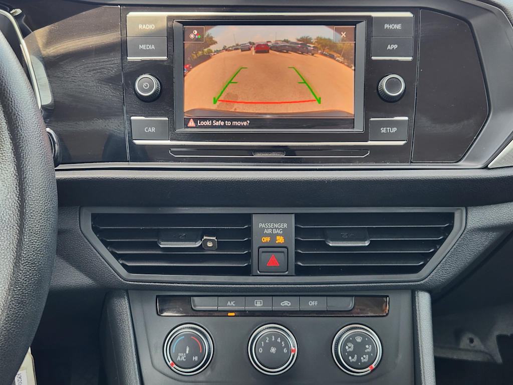 Thumbnail: 2019 Volkswagen Jetta - 24