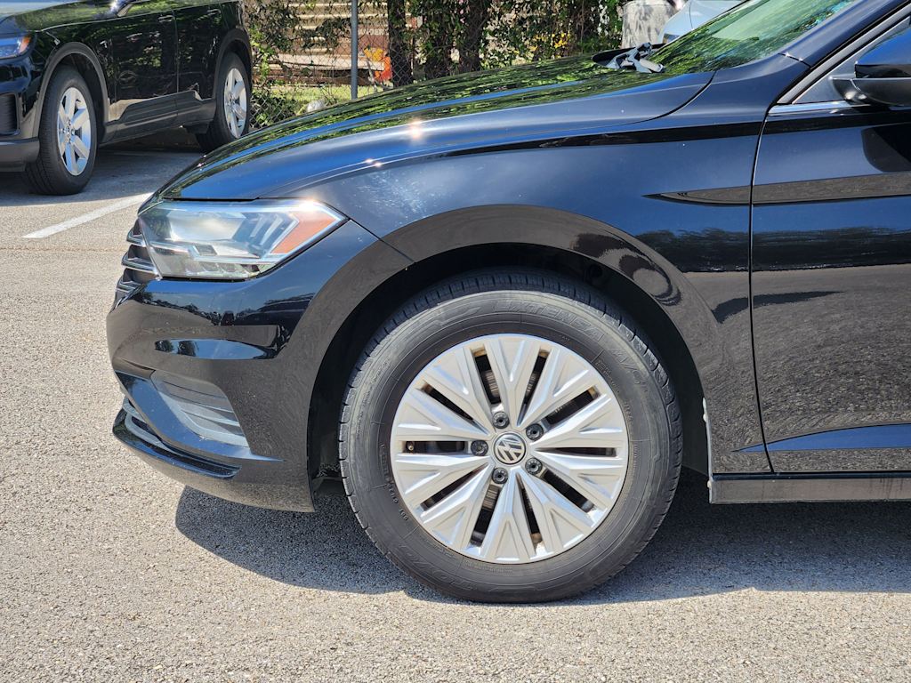 Thumbnail: 2019 Volkswagen Jetta - 6