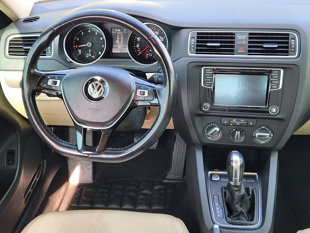 Thumbnail: 2017 Volkswagen Jetta - 12