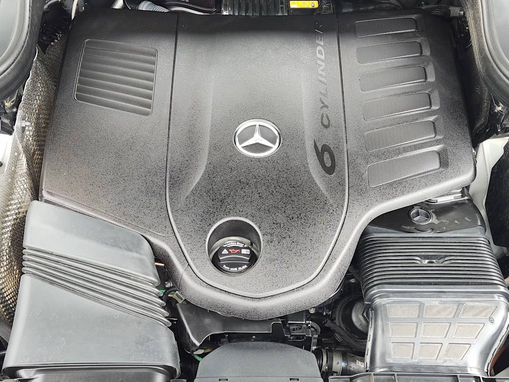 Thumbnail: 2025 Mercedes-Benz GLS - 7