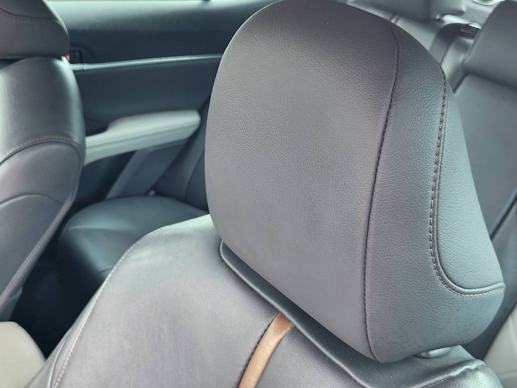 Thumbnail: 2019 Toyota Camry - 11