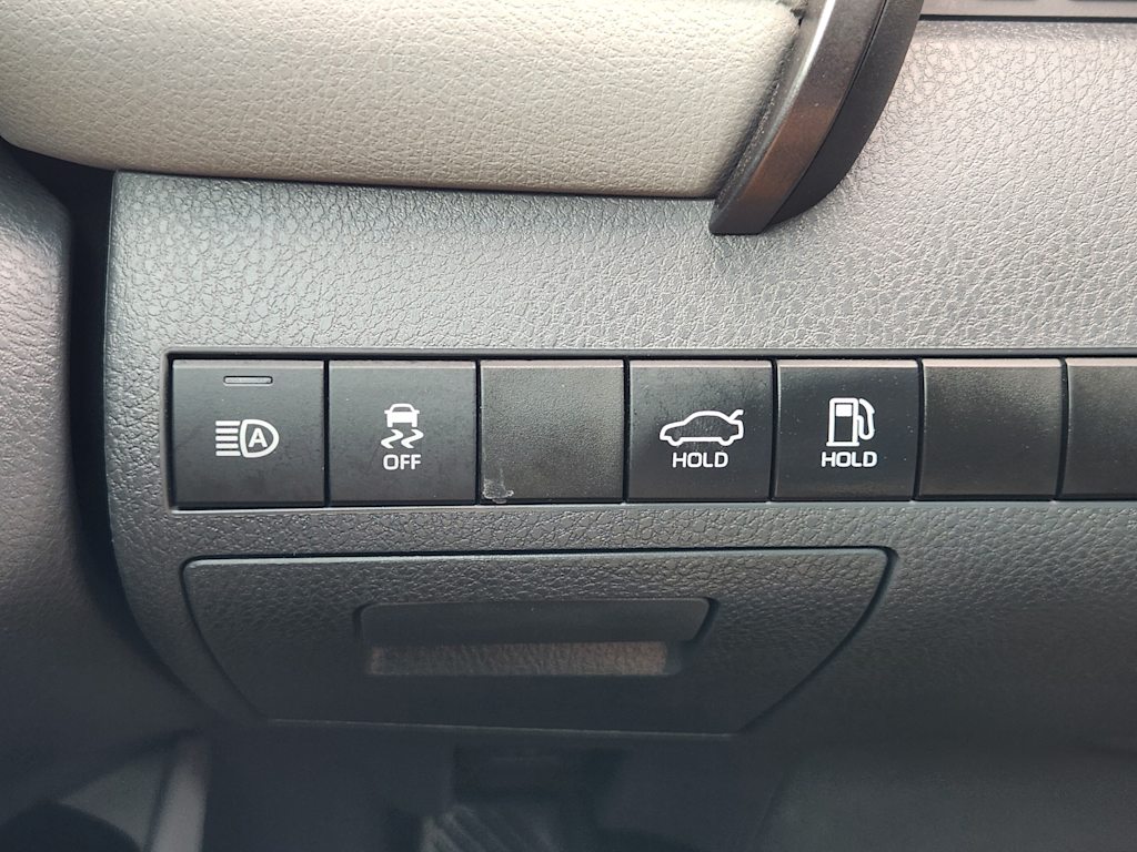 Thumbnail: 2019 Toyota Camry - 27