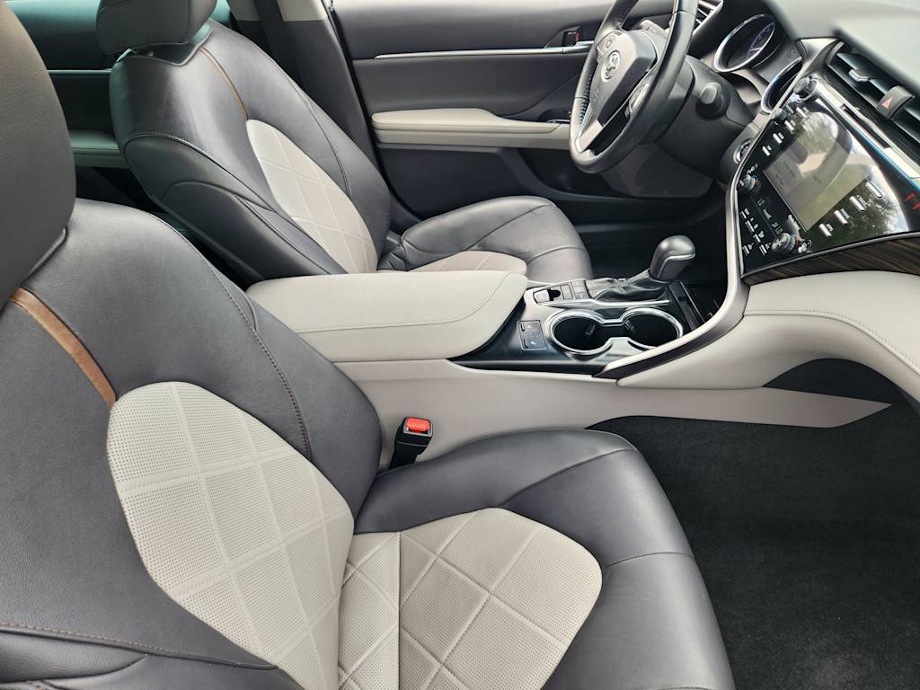 Thumbnail: 2019 Toyota Camry - 10