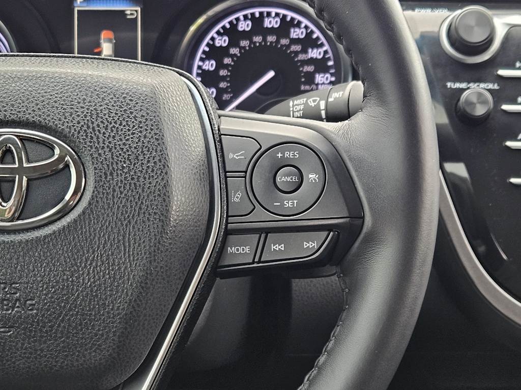 Thumbnail: 2018 Toyota Camry - 31