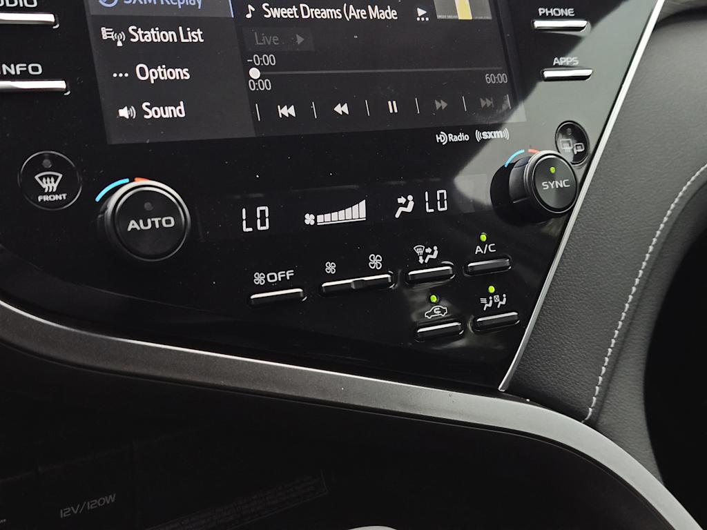 Thumbnail: 2018 Toyota Camry - 26