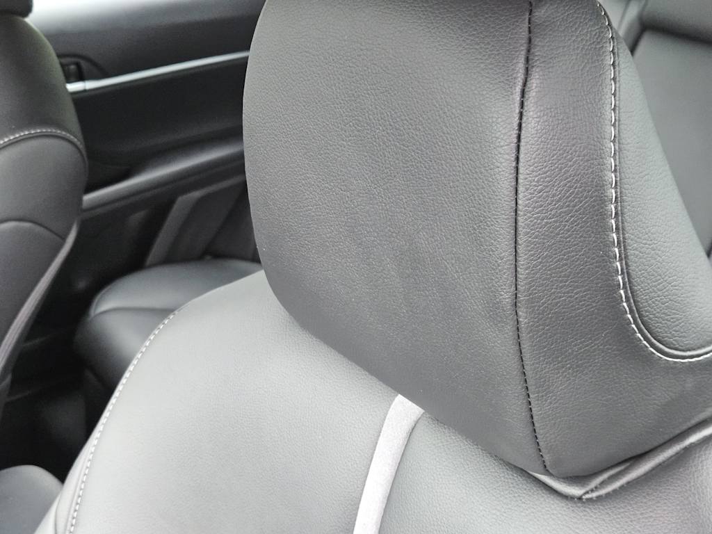 Thumbnail: 2018 Toyota Camry - 24