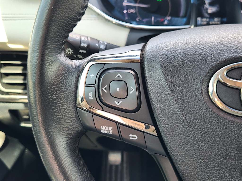 Thumbnail: 2015 Toyota Avalon - 31