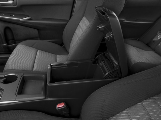 Thumbnail: 2017 Toyota Camry - 13