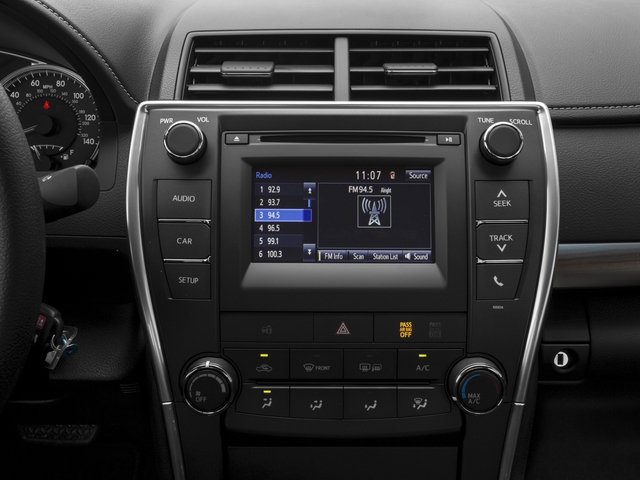 Thumbnail: 2017 Toyota Camry - 12