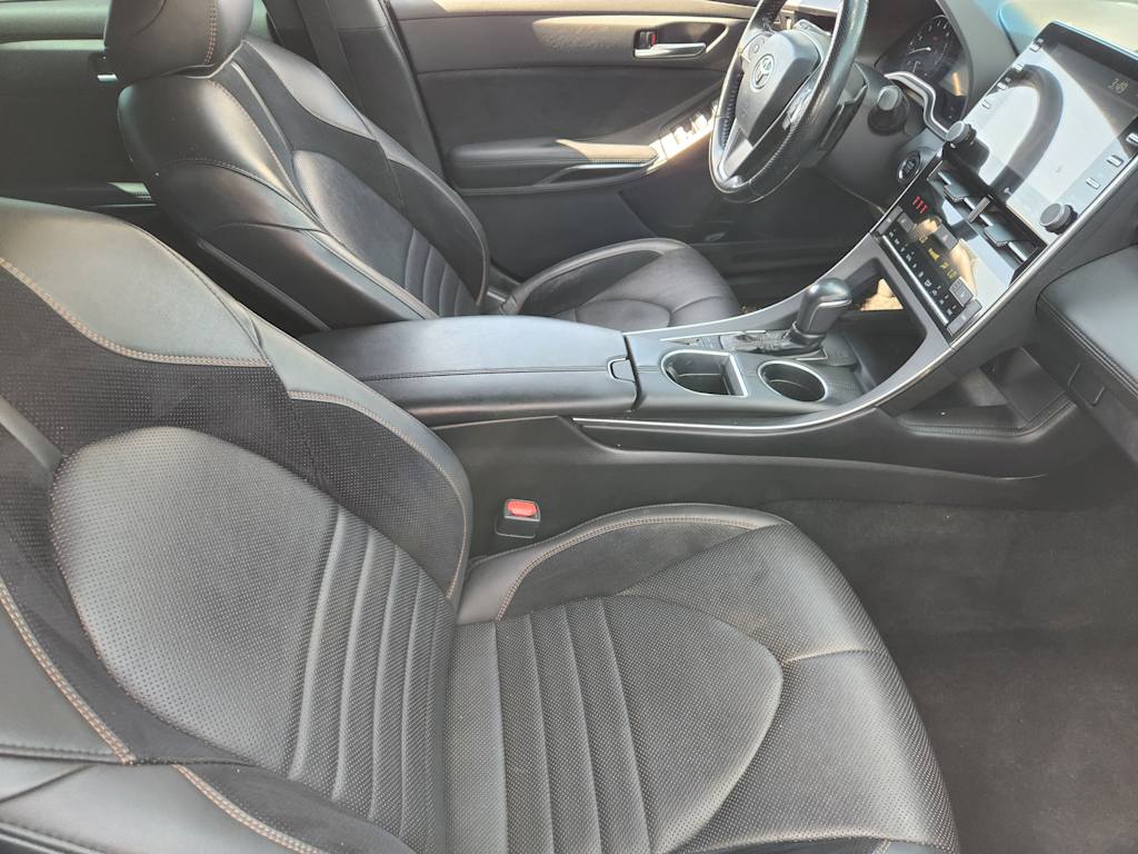 Thumbnail: 2019 Toyota Avalon - 10