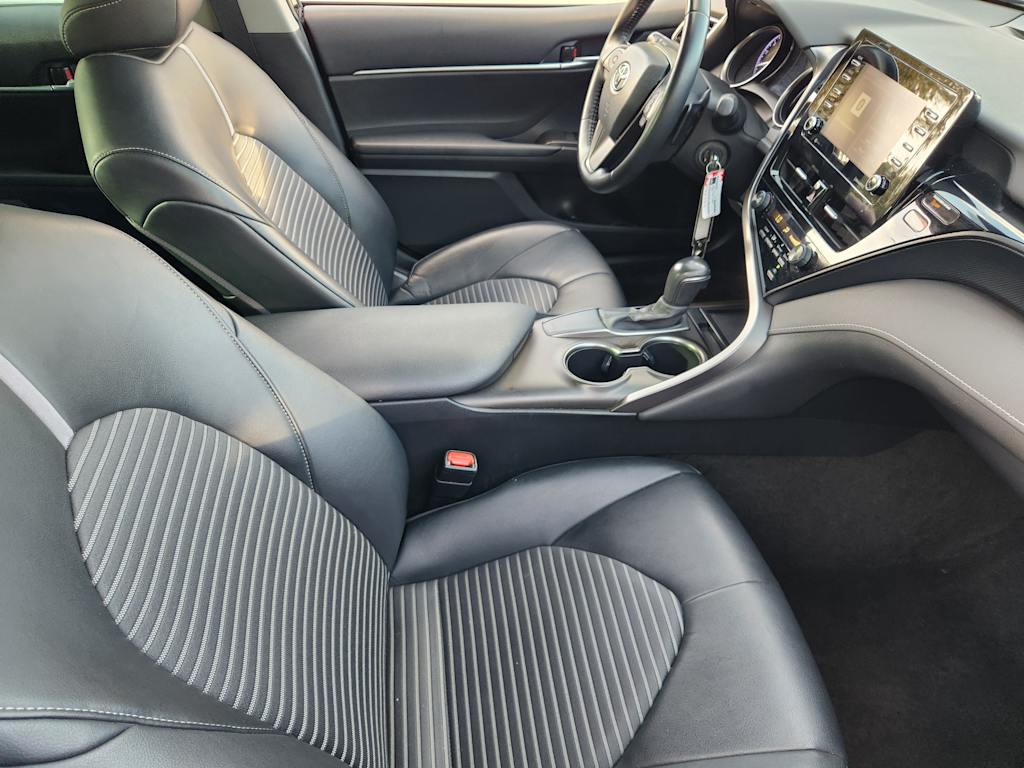 Thumbnail: 2021 Toyota Camry - 9