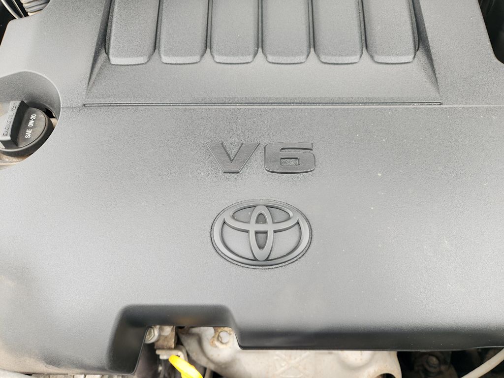Thumbnail: 2013 Toyota Venza - 31