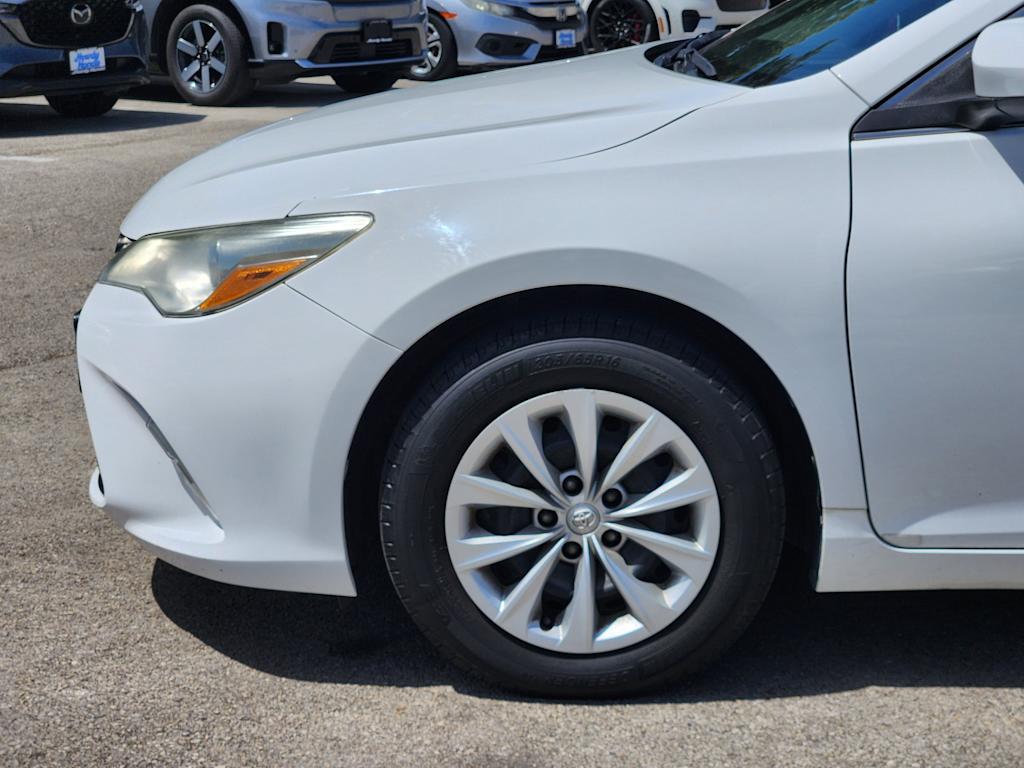 Thumbnail: 2015 Toyota Camry - 6