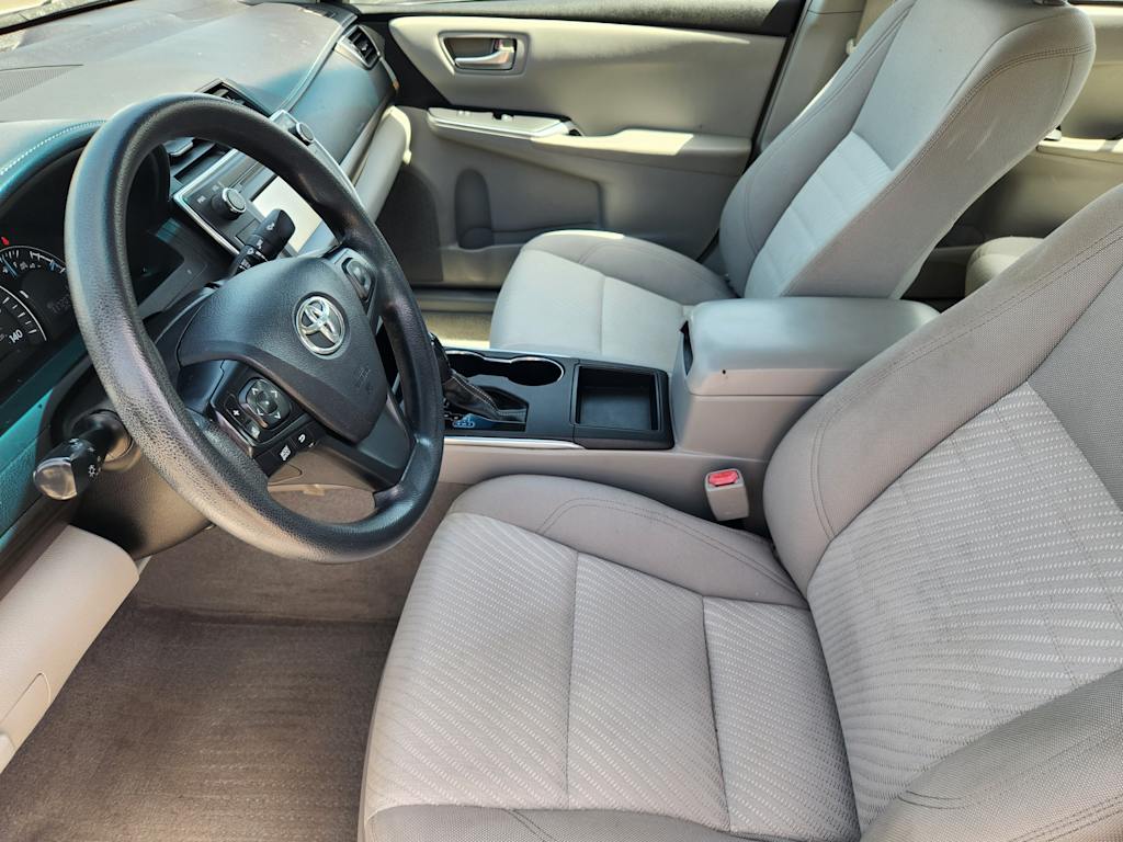 Thumbnail: 2015 Toyota Camry - 9