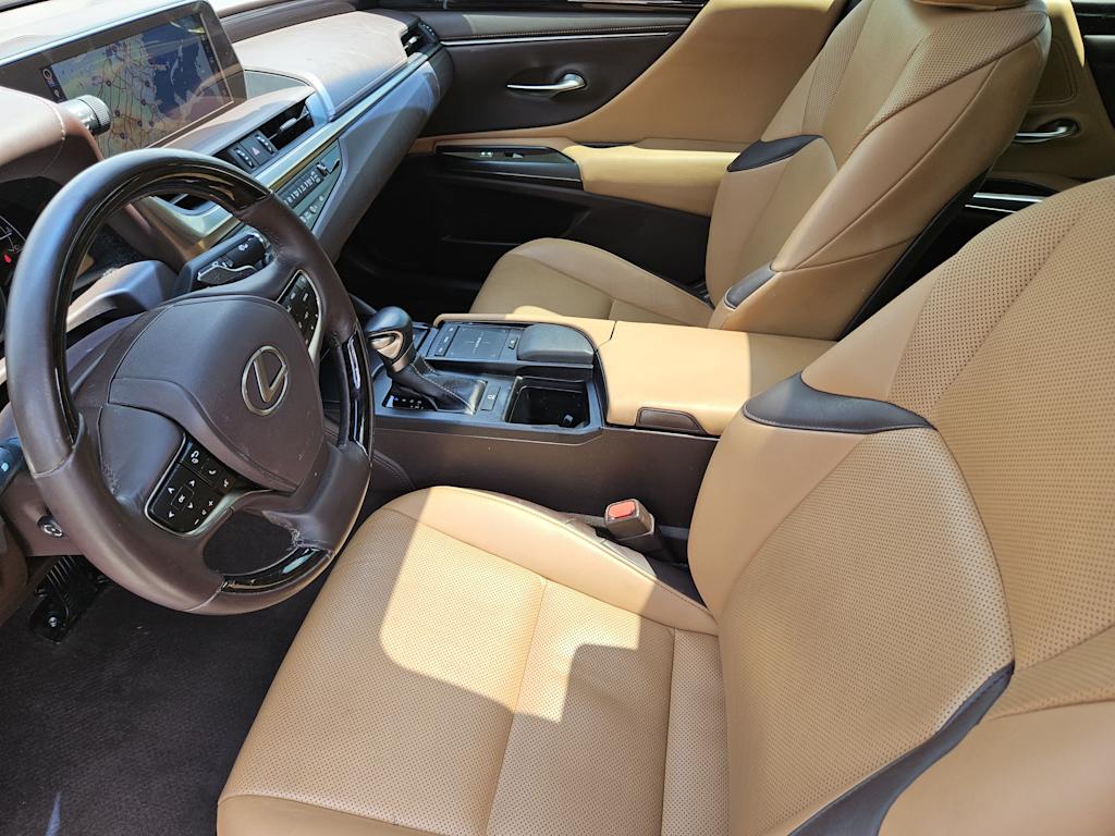 Thumbnail: 2019 Lexus ES - 9