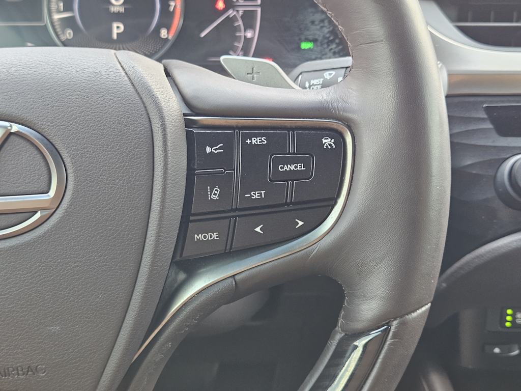 Thumbnail: 2019 Lexus ES - 33