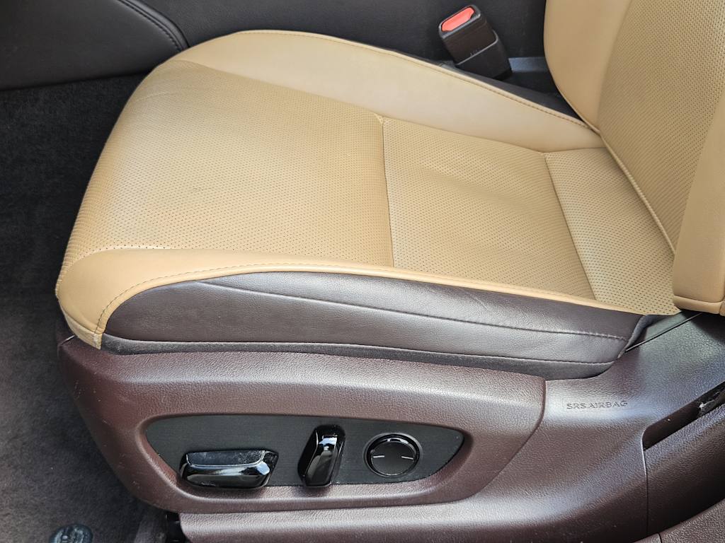 Thumbnail: 2019 Lexus ES - 30