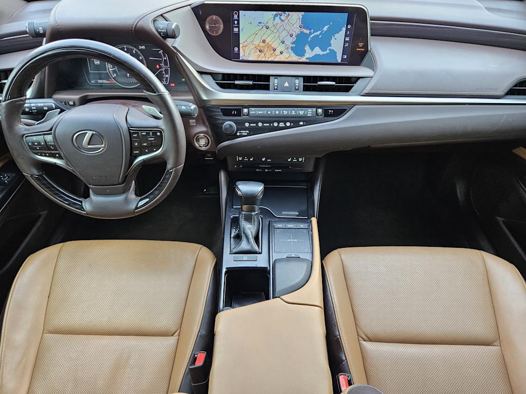 Thumbnail: 2019 Lexus ES - 8