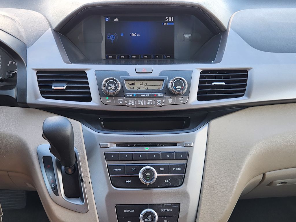 Thumbnail: 2015 Honda Odyssey - 12