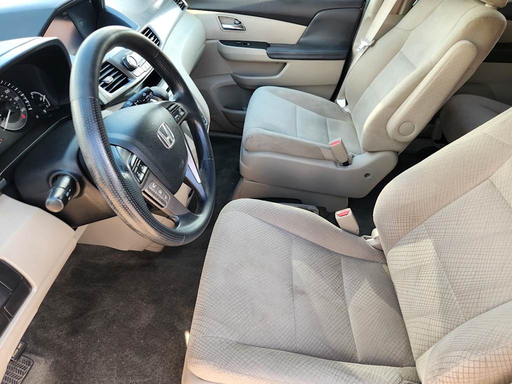 Thumbnail: 2015 Honda Odyssey - 8
