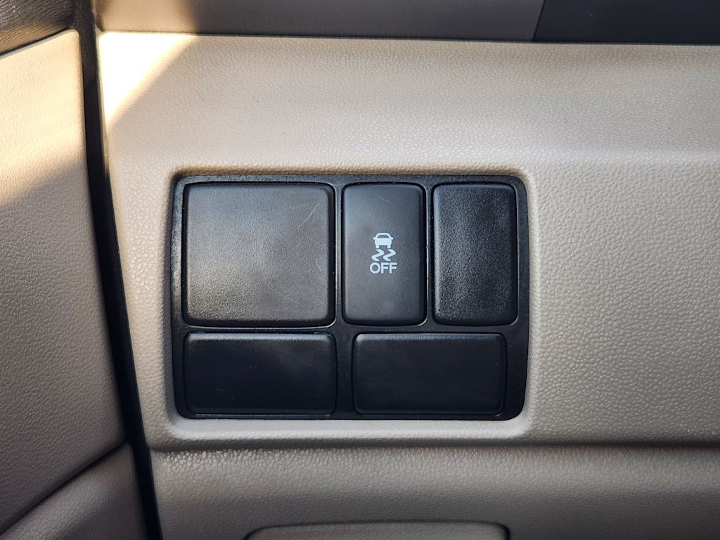 Thumbnail: 2015 Honda Odyssey - 26