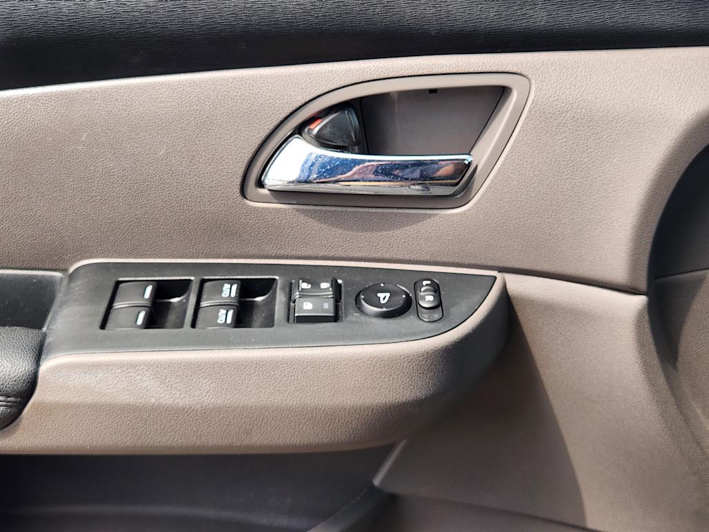 Thumbnail: 2015 Honda Odyssey - 29