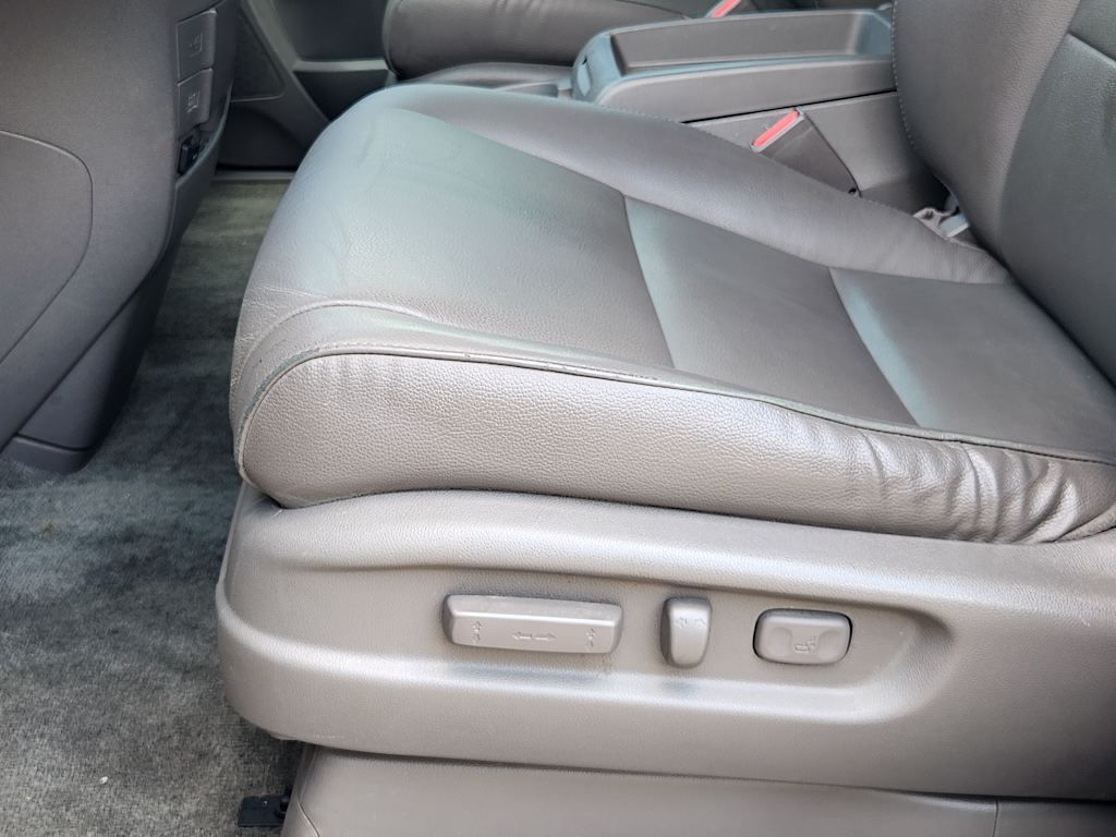 Thumbnail: 2015 Honda Odyssey - 30