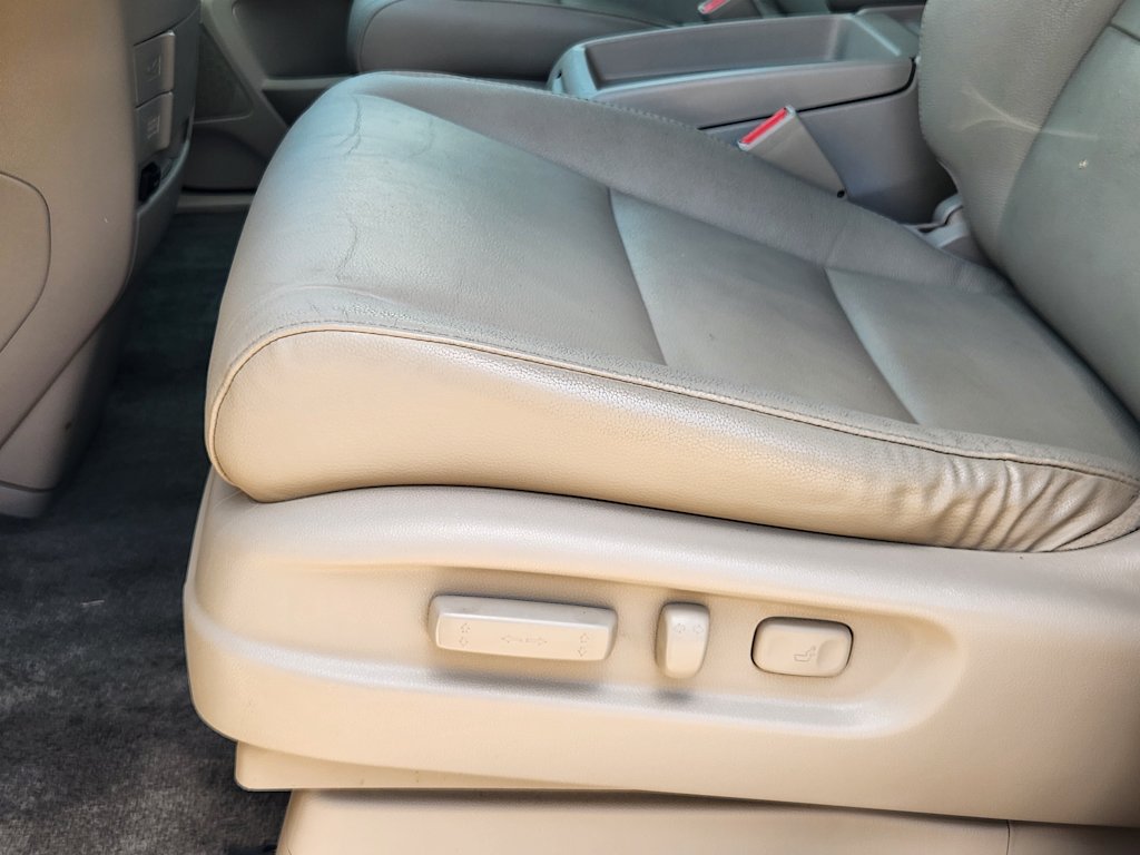 Thumbnail: 2014 Honda Odyssey - 30