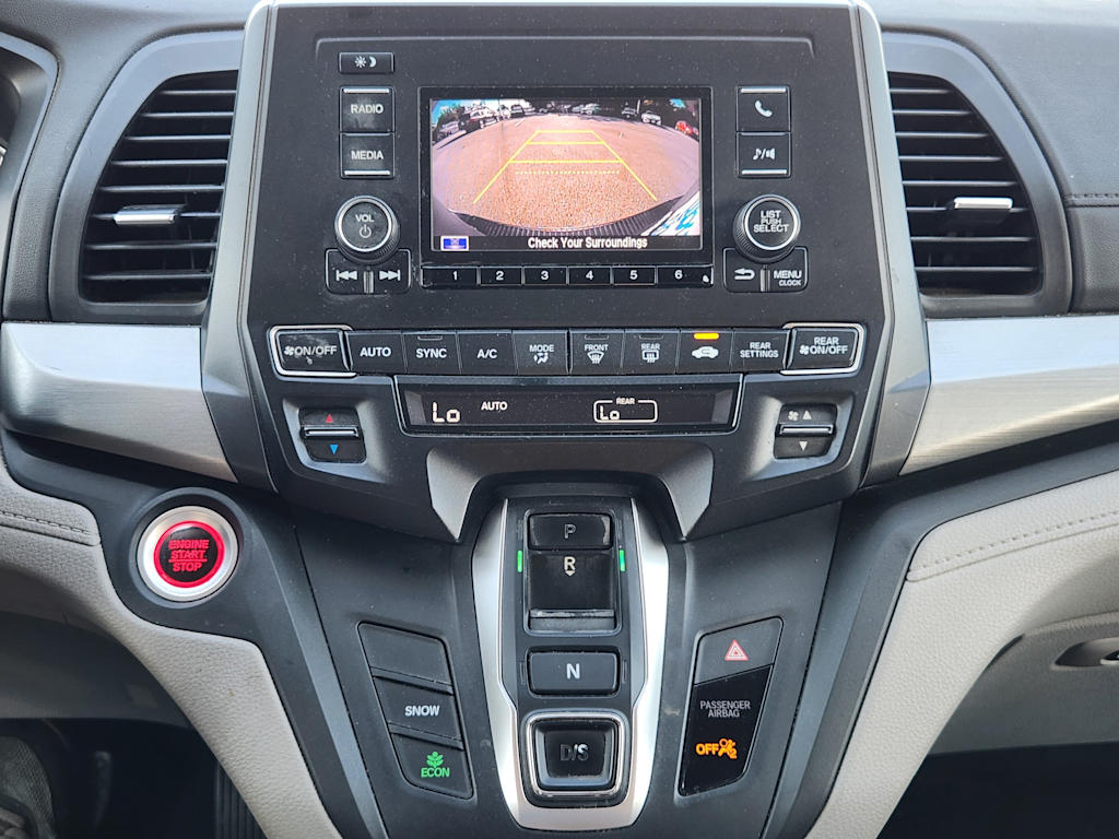 Thumbnail: 2018 Honda Odyssey - 23