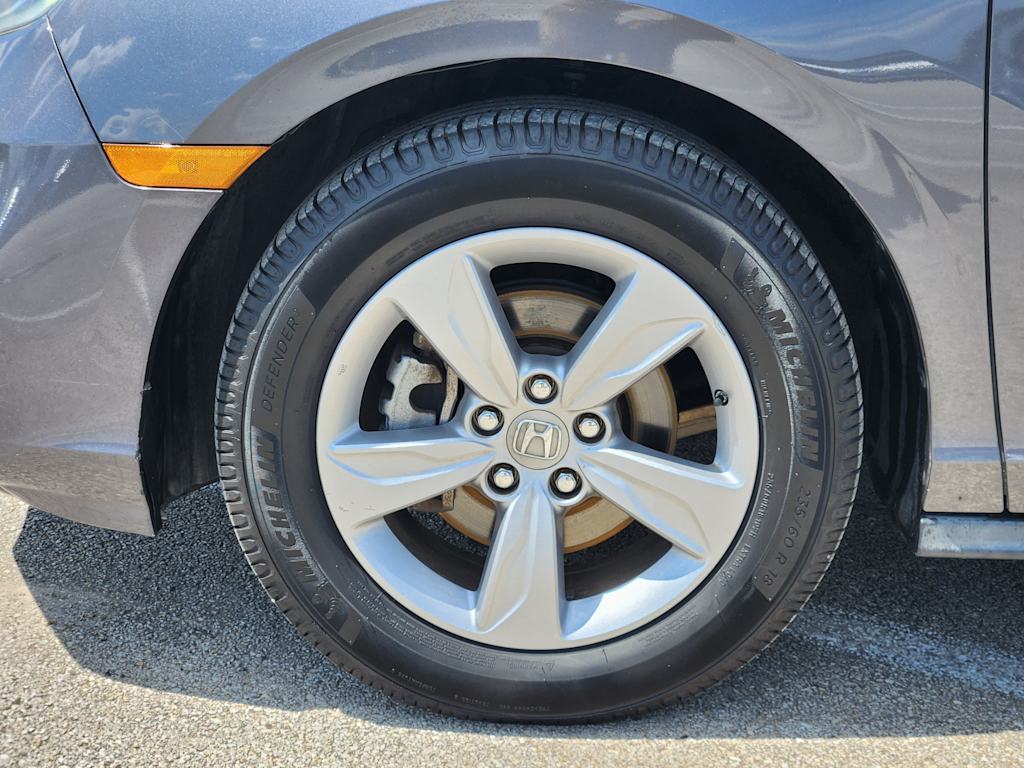 Thumbnail: 2018 Honda Odyssey - 21