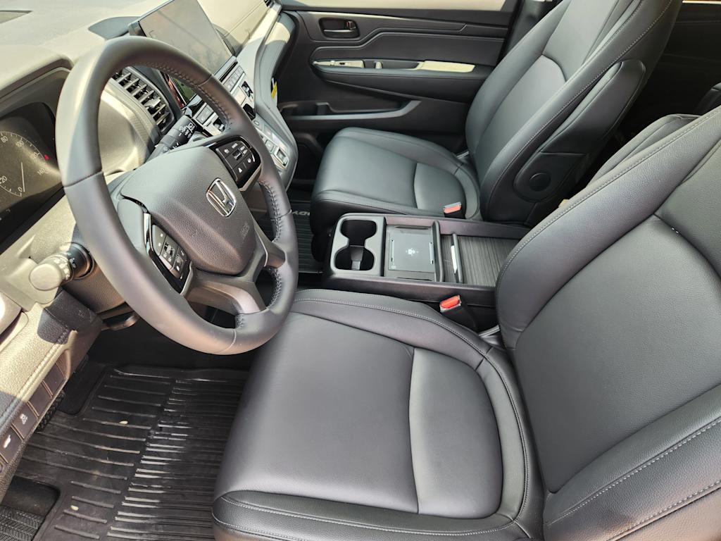 Thumbnail: 2026 Honda Odyssey - 9