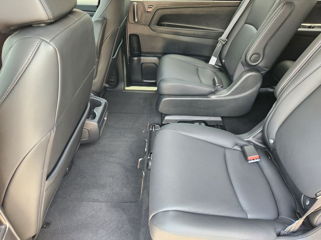Thumbnail: 2026 Honda Odyssey - 10