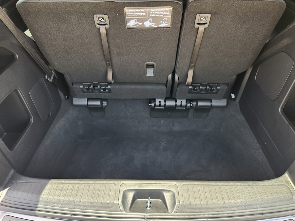 Thumbnail: 2026 Honda Odyssey - 14