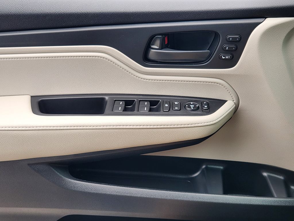 Thumbnail: 2026 Honda Odyssey - 28