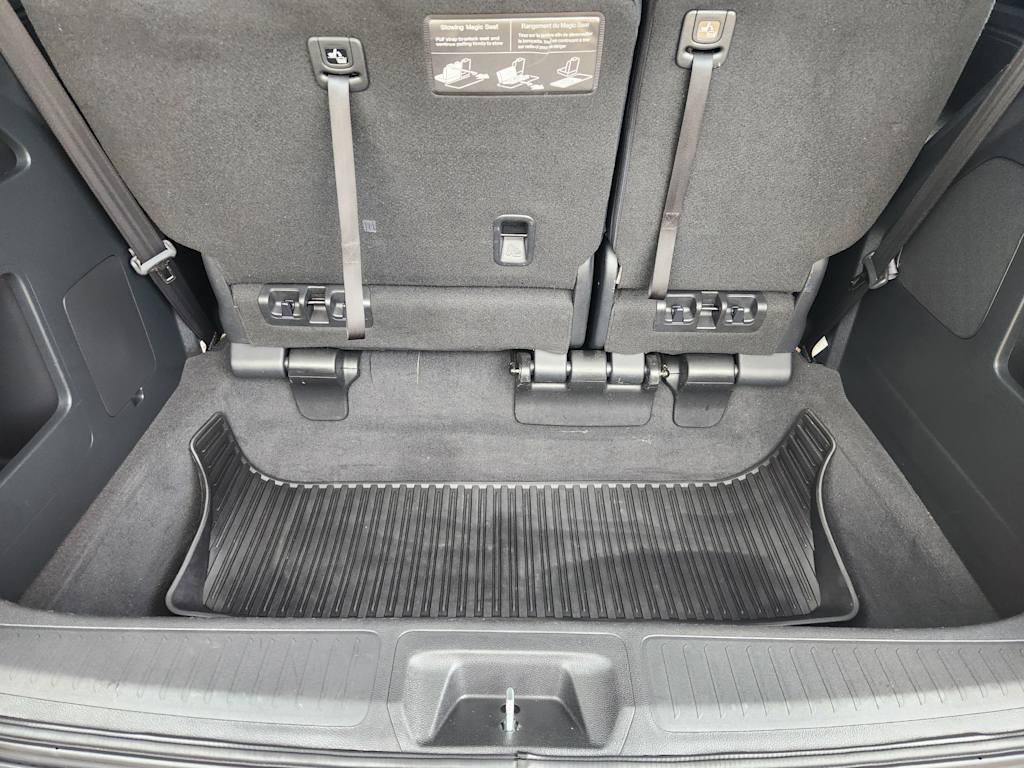 Thumbnail: 2023 Honda Odyssey - 15