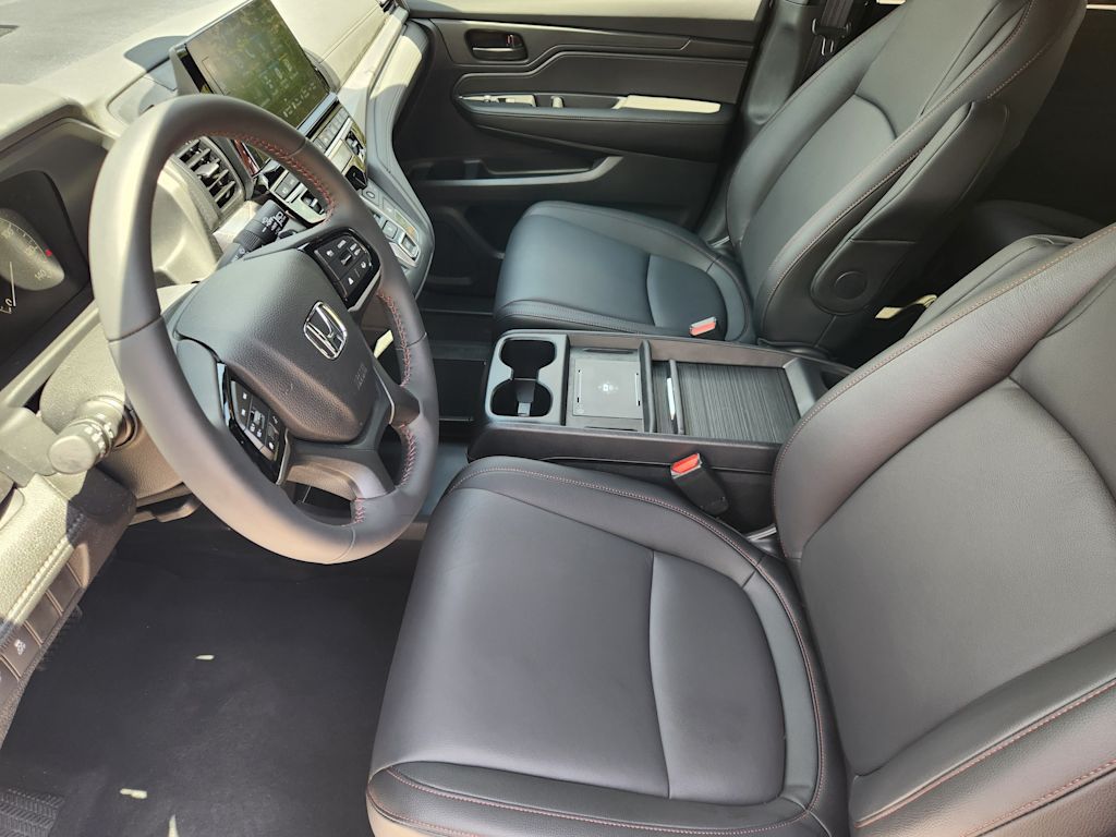 Thumbnail: 2026 Honda Odyssey - 9