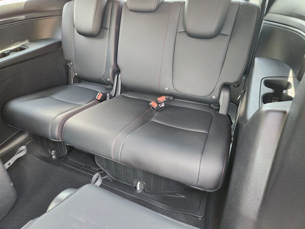 Thumbnail: 2026 Honda Odyssey - 33