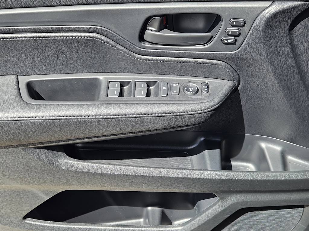 Thumbnail: 2026 Honda Odyssey - 30