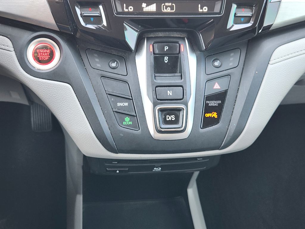 Thumbnail: 2018 Honda Odyssey - 23