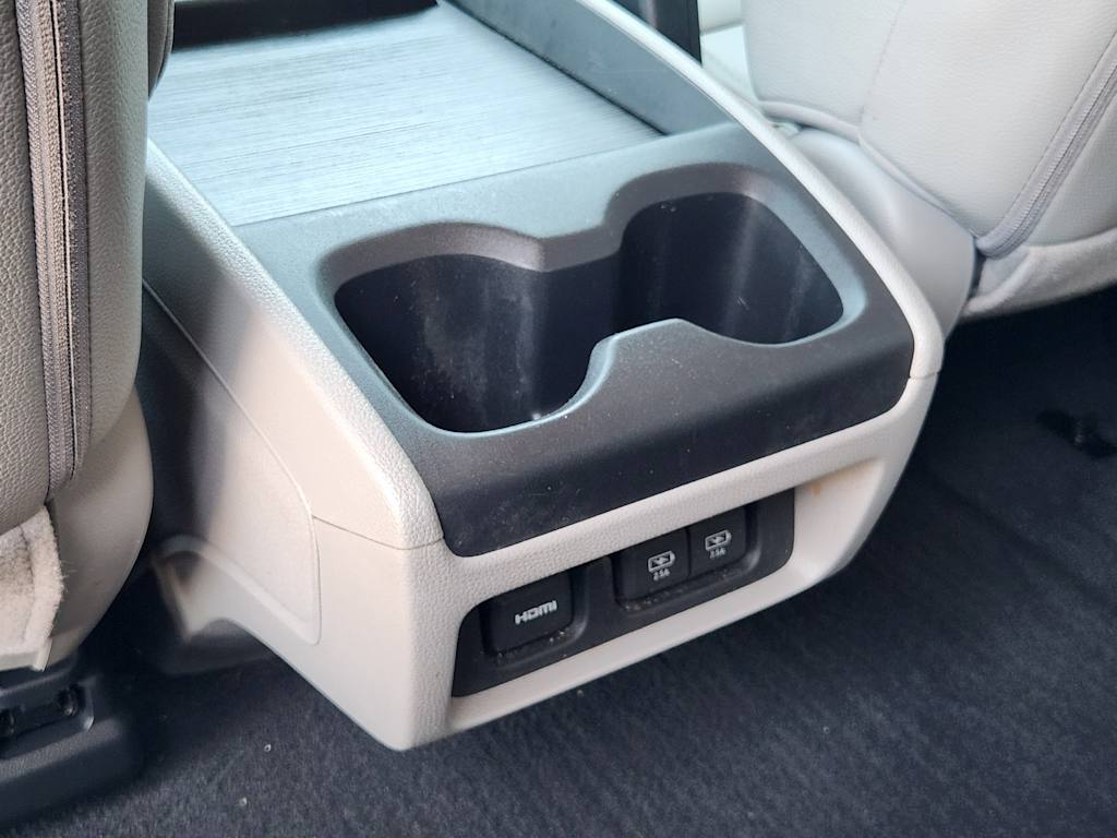 Thumbnail: 2018 Honda Odyssey - 30
