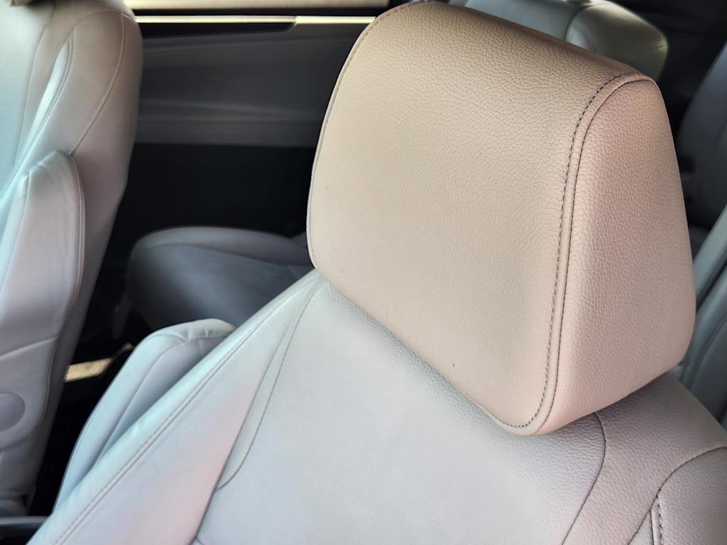 Thumbnail: 2019 Honda Odyssey - 21