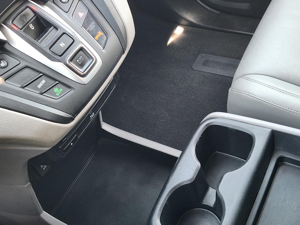 Thumbnail: 2019 Honda Odyssey - 25