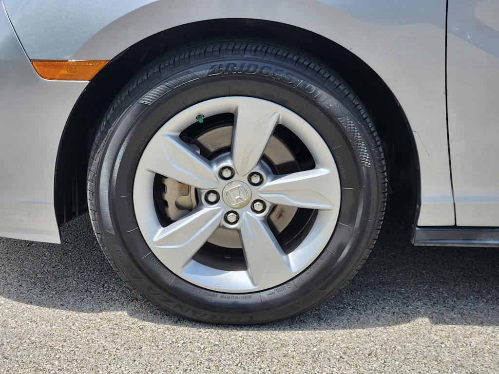 Thumbnail: 2018 Honda Odyssey - 20