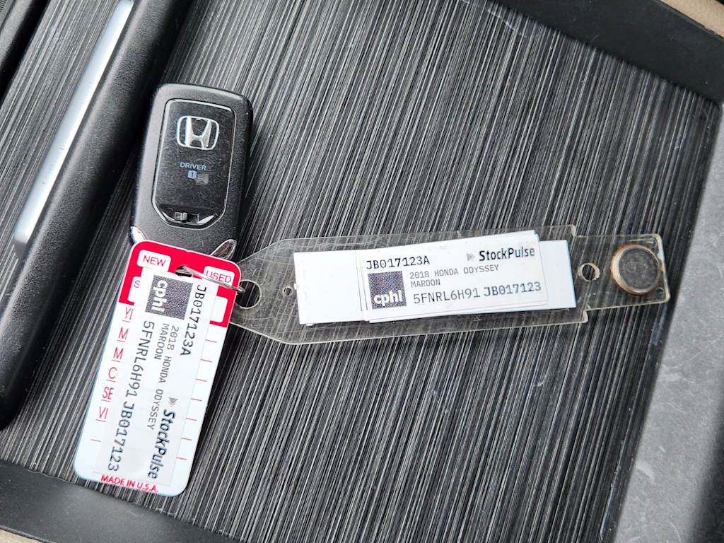Thumbnail: 2018 Honda Odyssey - 15