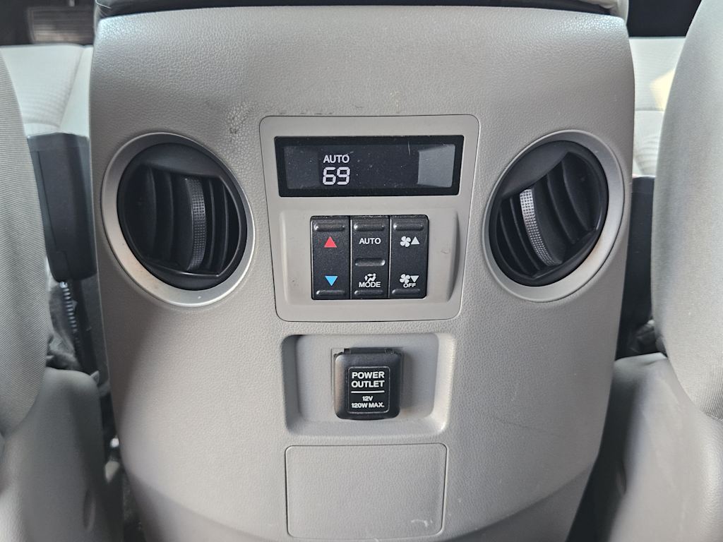 Thumbnail: 2015 Honda Pilot - 31
