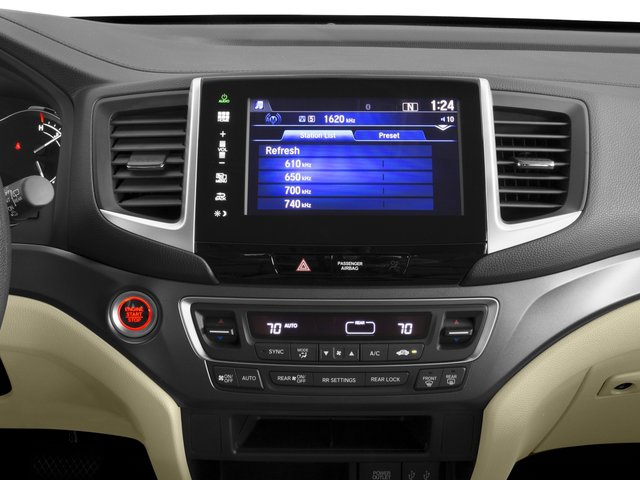 Thumbnail: 2016 Honda Pilot - 12