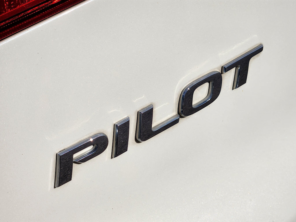Thumbnail: 2016 Honda Pilot - 6