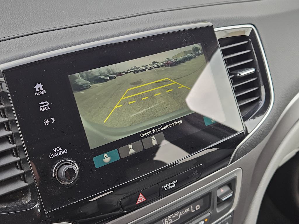 Thumbnail: 2019 Honda Pilot - 23