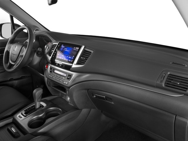 Thumbnail: 2017 Honda Pilot - 11