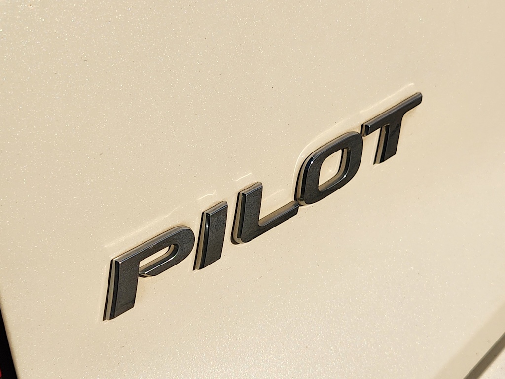 Thumbnail: 2017 Honda Pilot - 5